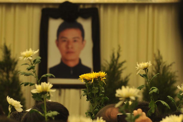 最美司机吴斌:在生死抉择中抒写职业忠诚
