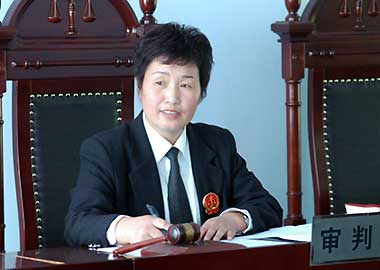 金桂兰:让百姓感受平等和公正