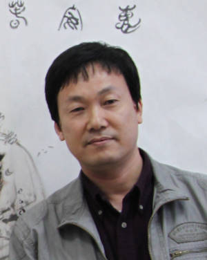 첮
