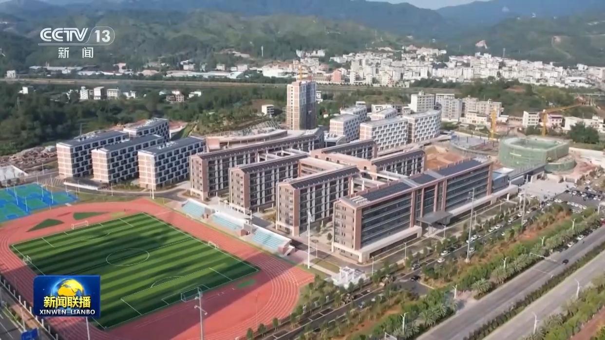 新思想引领新征程丨加快构建城乡融合发展新格局