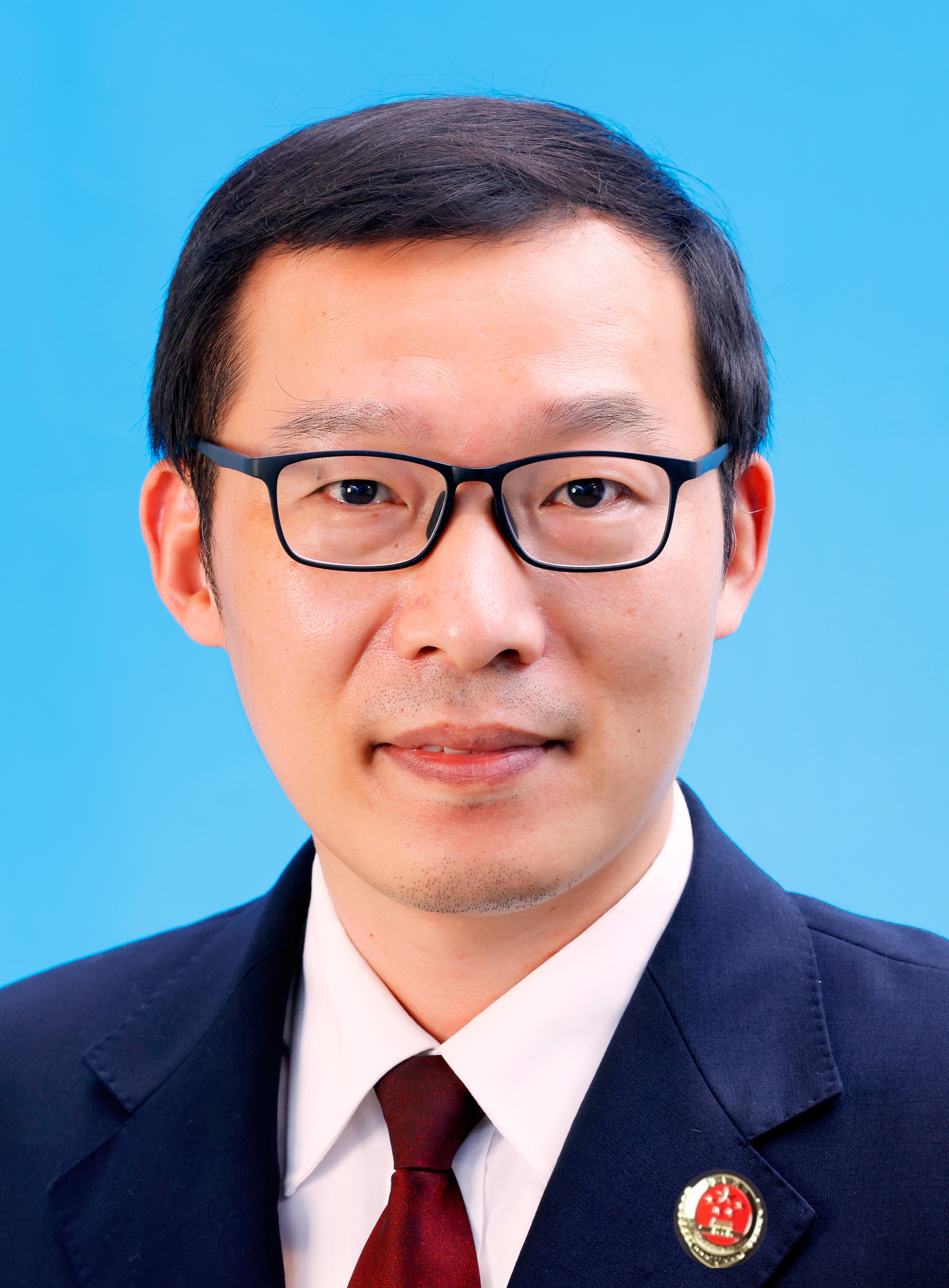 李勇.jpg 李勇.jpg